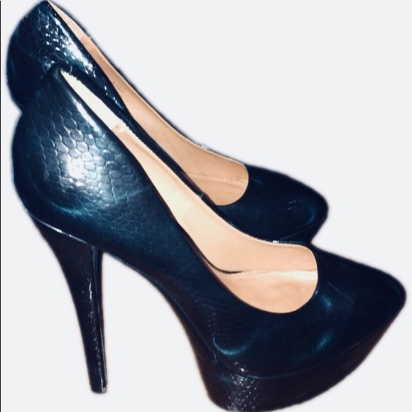 Blue Signature Heels - Picture 1 of 3